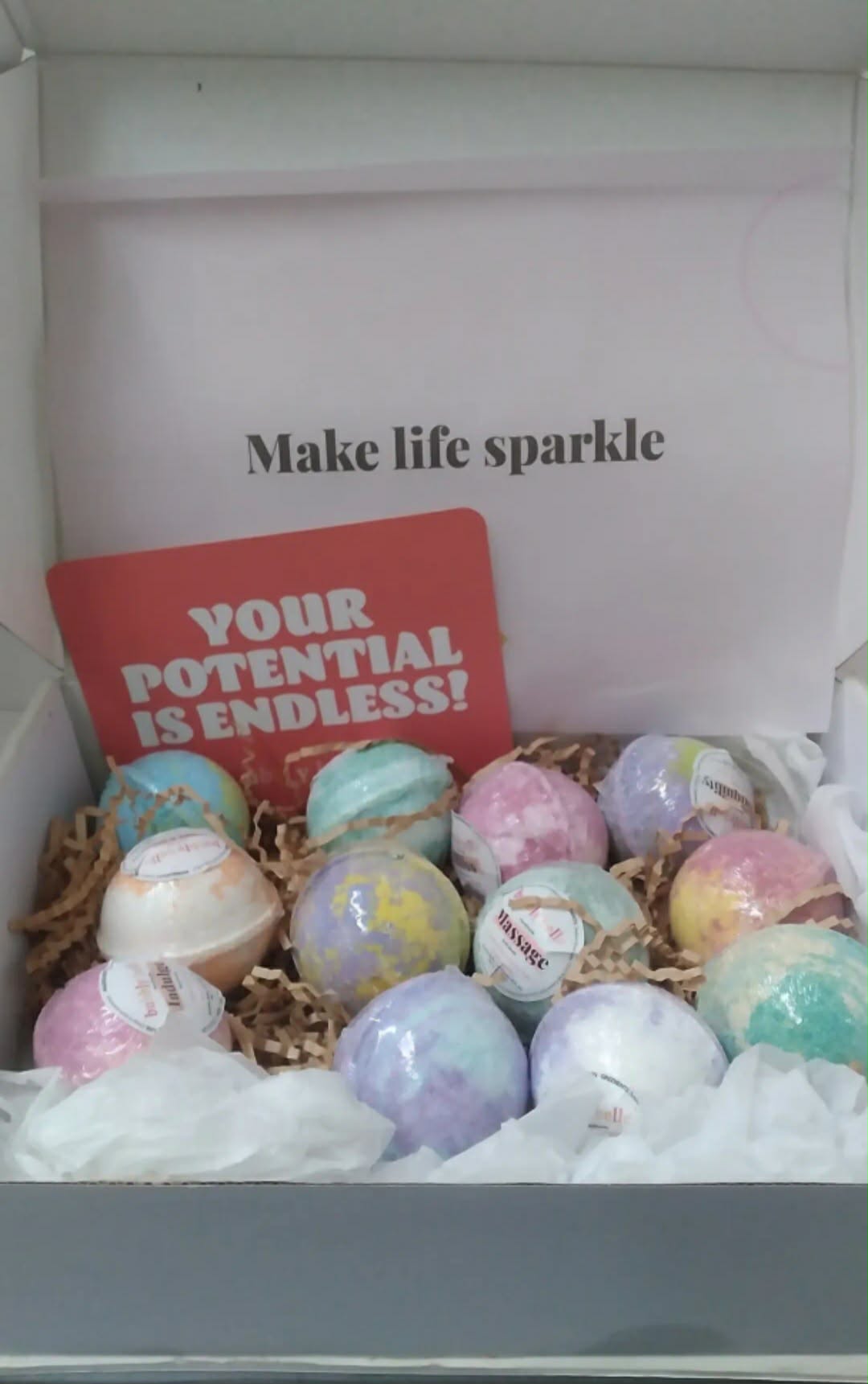 Bubbly Belle 12 Giant Handmade Bath Bombs 5oz Each - Assorted Scents - New in Box
